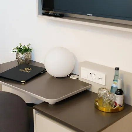 Ξενοδοχείο Wilder Mann 4*